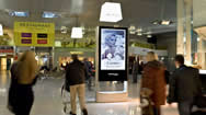 巴黎戴高乐机场2F航站楼到达区域高清屏幕媒体