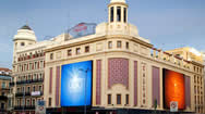 西班牙马德里卡亚俄广场巨型LED广告屏