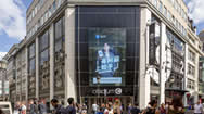 海外地标电子屏:法国巴黎春天步行街LED广告牌